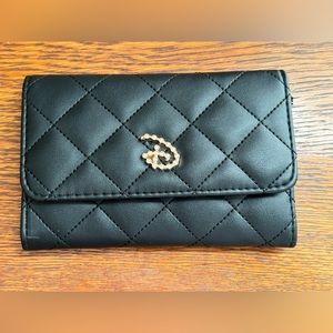 Disney Buckle Down Black Quilted Wallet With Pearl D Logo